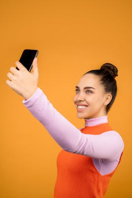Lucie, 28