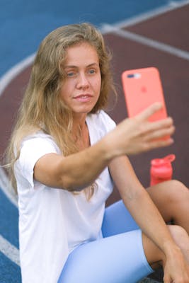 Camille, 26