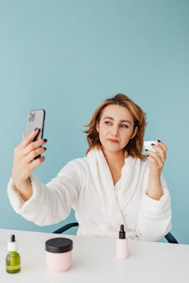 Camille, 26