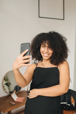 Marie, 27